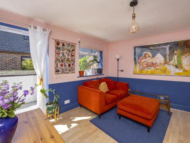 House for rent in Aldrington