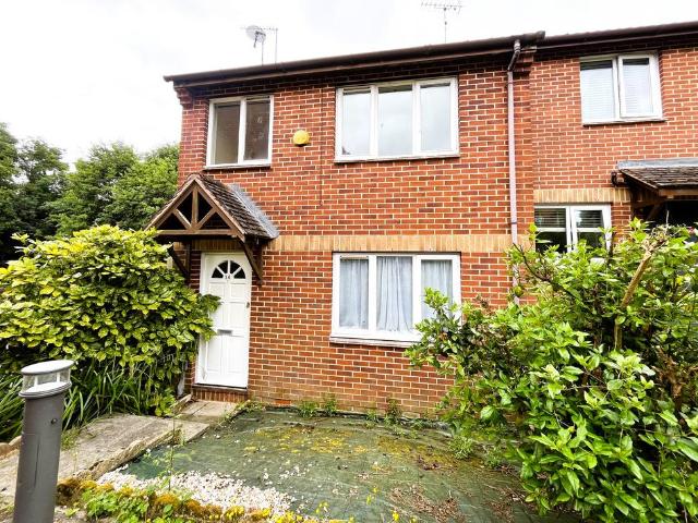 House for rent in Foxhayes, Watergate