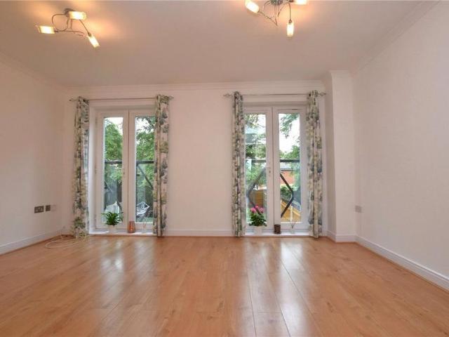 House for rent in Little Heath, Greater London