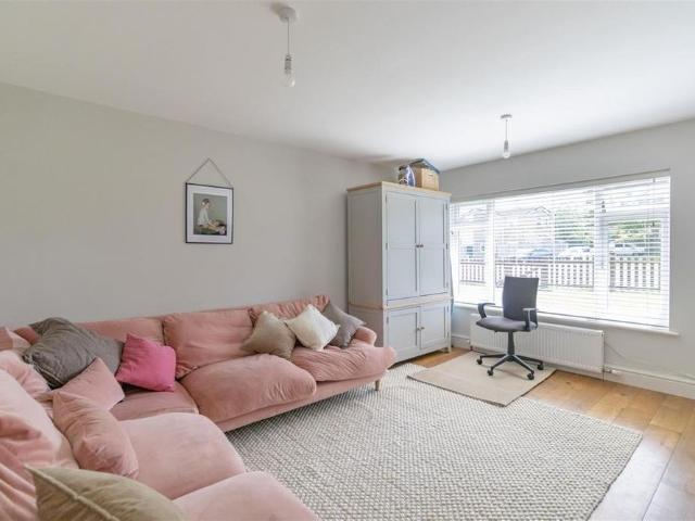 House for rent in Ewens Farm, Cheltenham