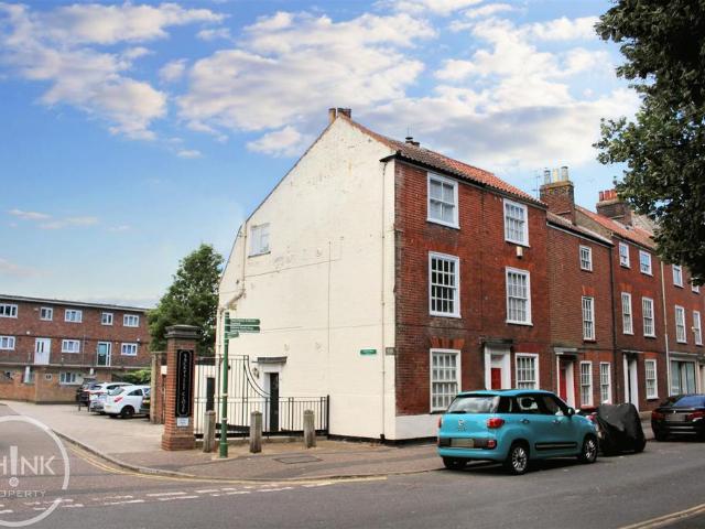 House for rent in Southtown, Stokesby