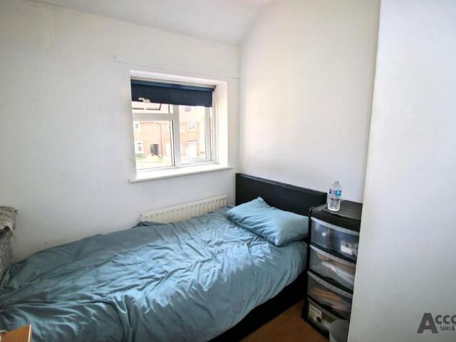 House for rent in Harold Hill, Greater London