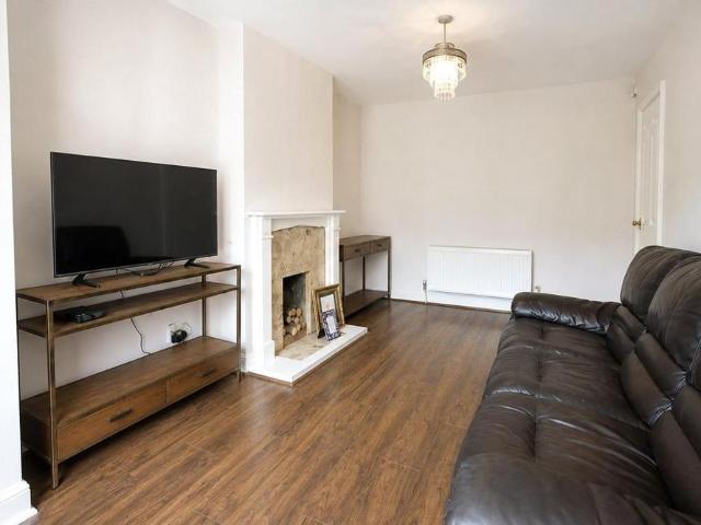 House for rent in Allerton, Calderstones