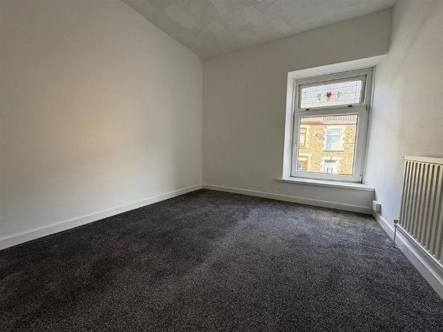House for rent in Ferndale, Wales