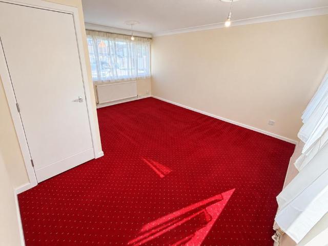 House for rent in Marsh Farm