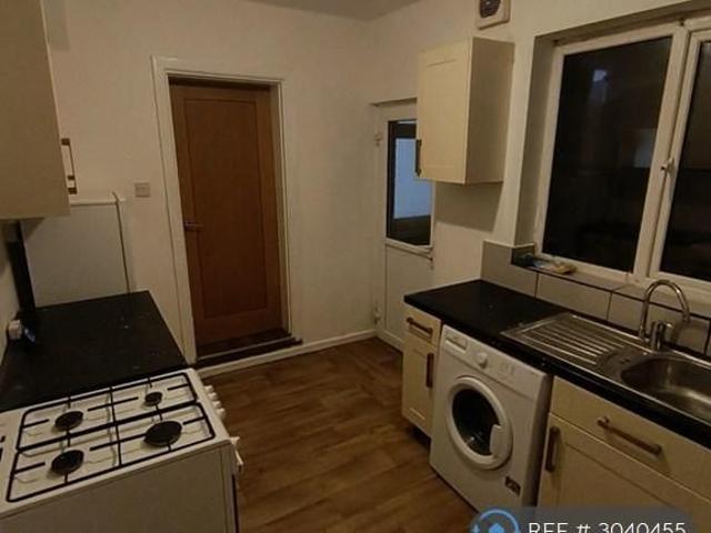 House for rent in Spring Park, Luton