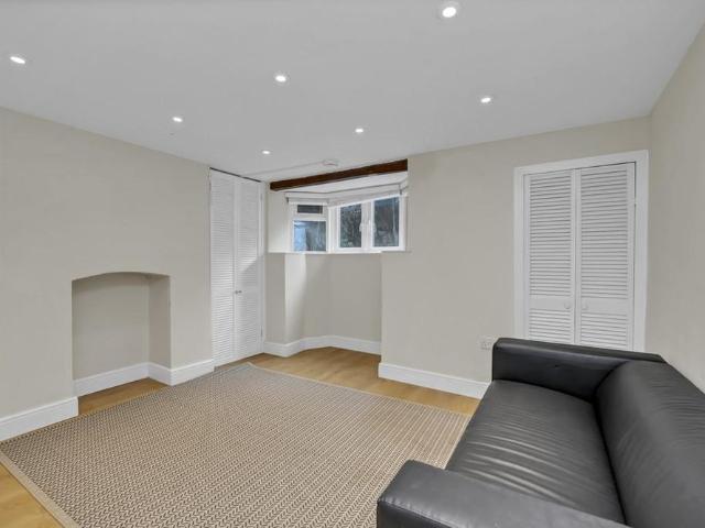 House for rent in Buckley Wells, Bury