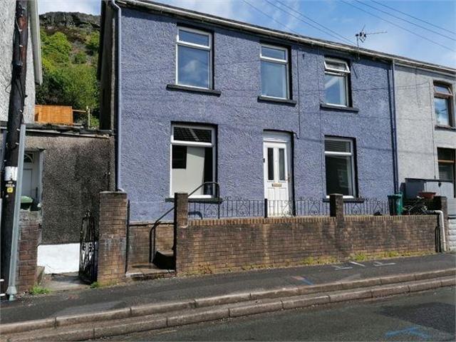 House for rent in Tonyrefail, Wales