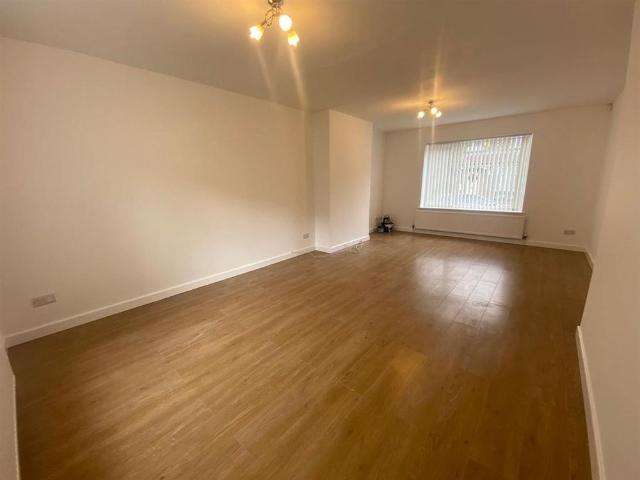 House for rent in Lindley, West Yorkshire