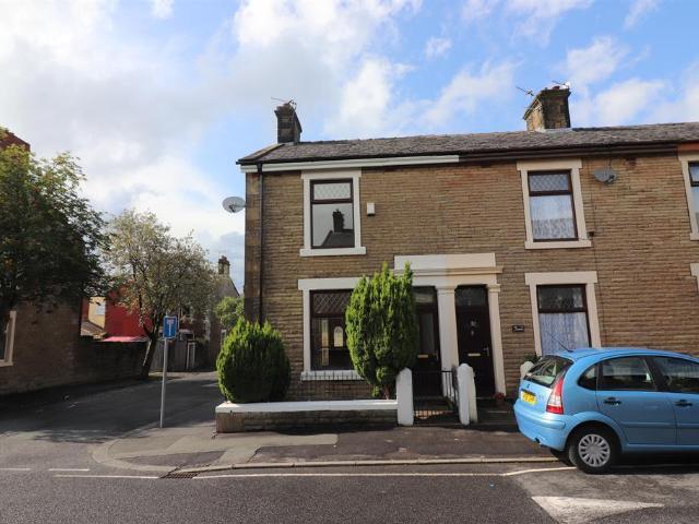 House for rent in Knowle Fold, Darwen