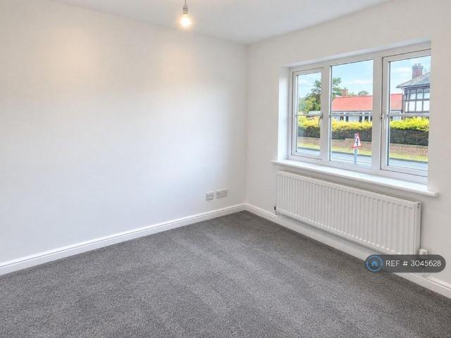 House for rent in East Cliff, Acol
