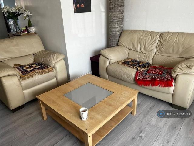 House for rent in West Drayton, Greater London