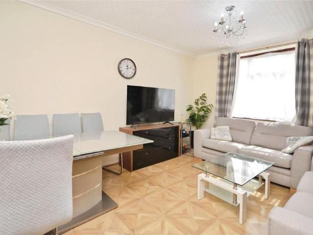 House for rent in Harold Hill, Greater London