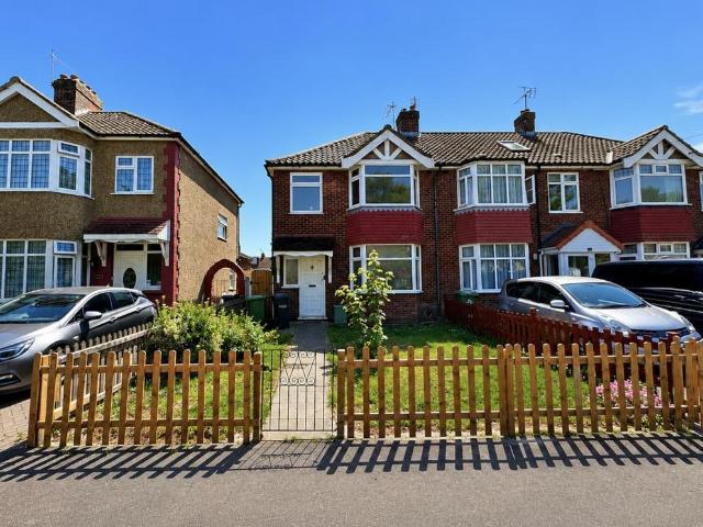 House for rent in Broxbourne, Hertfordshire