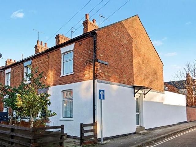 Apartment for rent in Evershot, Oxfordshire