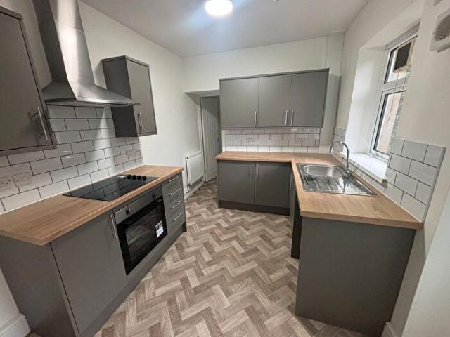 Apartment for rent in Maesteg, Caerau