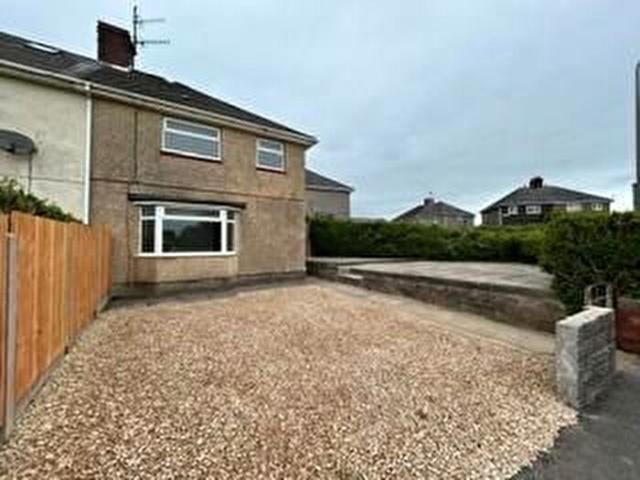 Apartment for rent in Llanelli, Wales