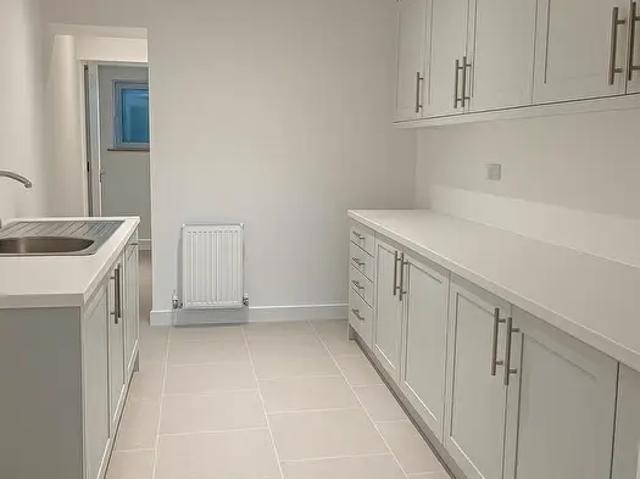 Apartment for rent in Ynysforgan, Ynystawe