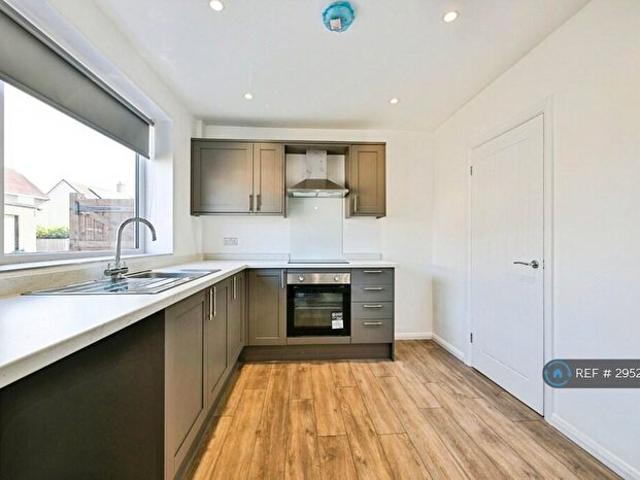 Apartment for rent in Clifton, Haddon