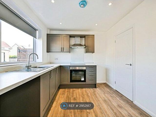 Apartment for rent in Clifton, Haddon