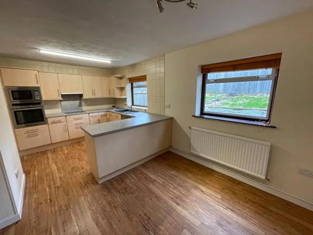 Apartment for rent in Manselton, Swansea