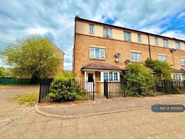 Apartment for rent in Grange Park, Northamptonshire