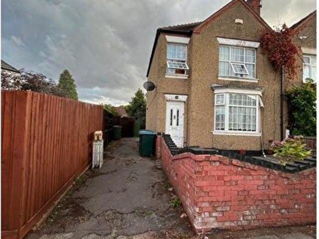 Apartment for rent in Holbrooks, West Midlands