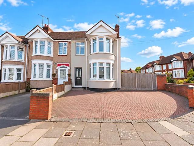 Apartment for rent in Daimler Green, Coventry