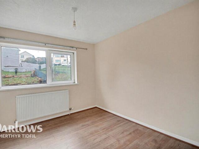 Apartment for rent in Merthyr, Wales