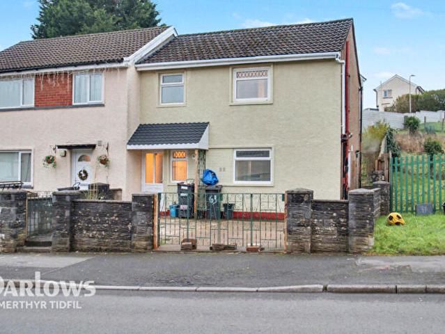 Apartment for rent in Merthyr, Wales