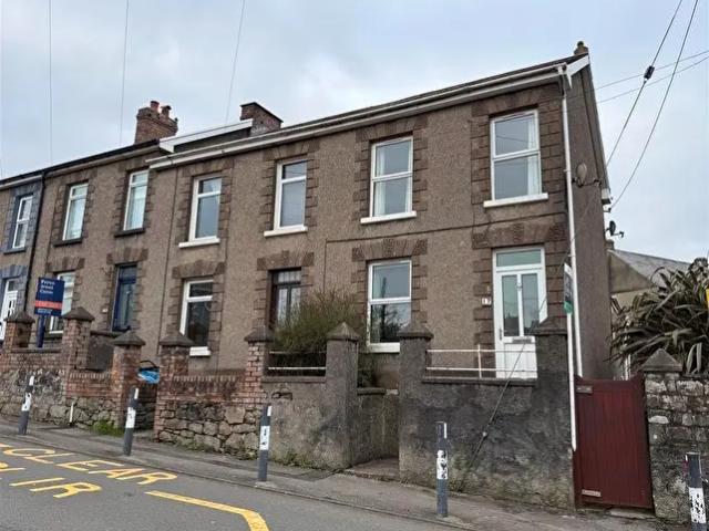 Apartment for rent in Newcastle Higher, Pen-y-fai