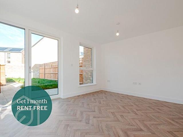 Apartment for rent in Barton Park, The Slade