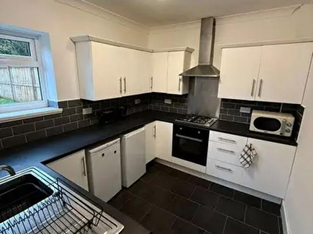 Apartment for rent in Fforest-fach, Swansea