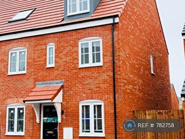 Apartment for rent in Upper Outwoods, Beamhurst