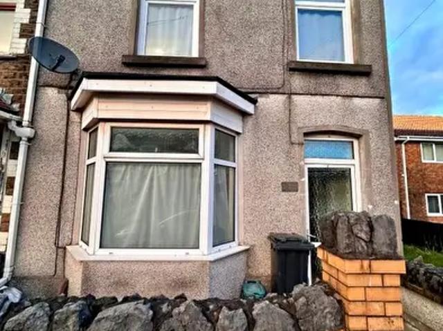 Apartment for rent in Briton Ferry