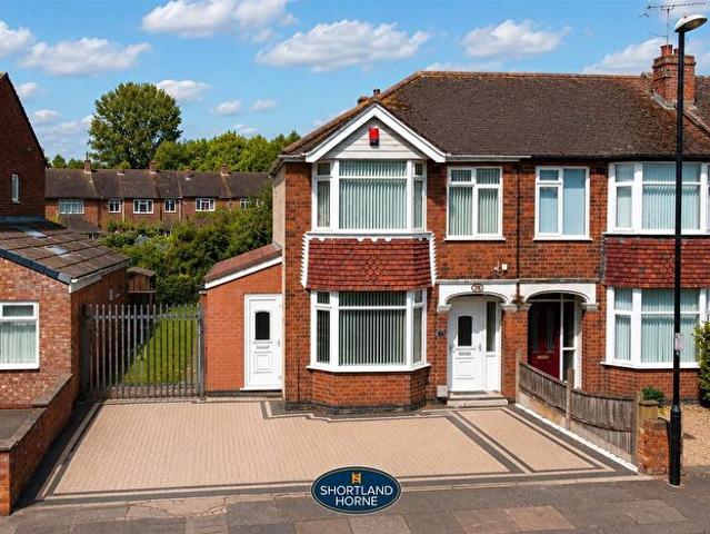 Apartment for rent in Cheylesmore, West Midlands