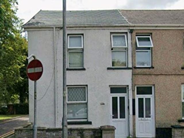 Apartment for rent in Pontardawe, Pontardawe, Clydach