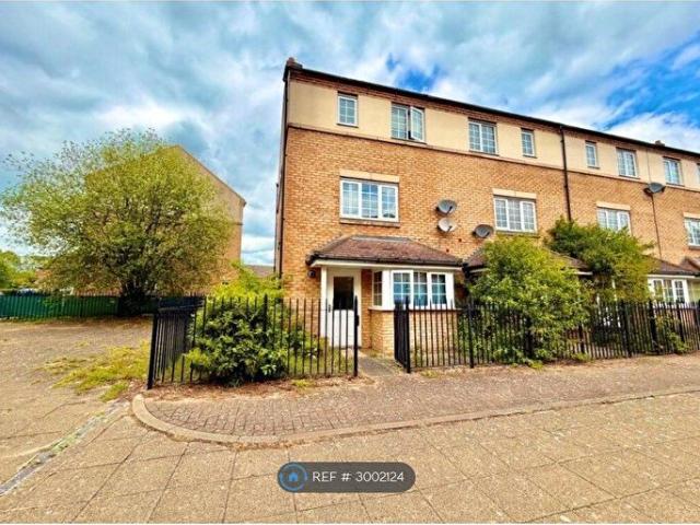Apartment for rent in Grange Park, Northamptonshire