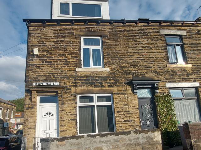 House for rent in Slack Side, West Yorkshire