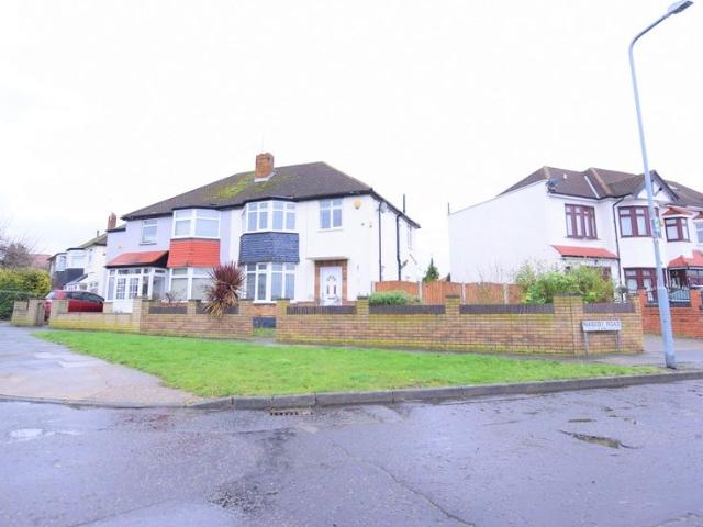 House for rent in Clayhall, Greater London