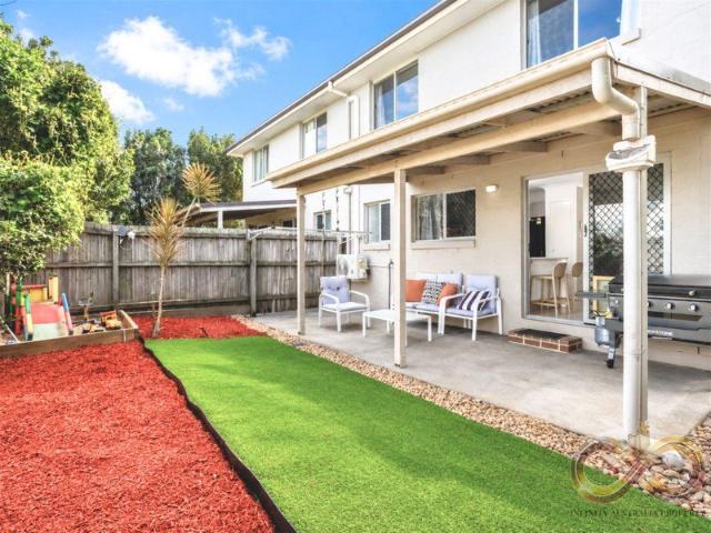 Townhouse for sale in Toombul, Queensland