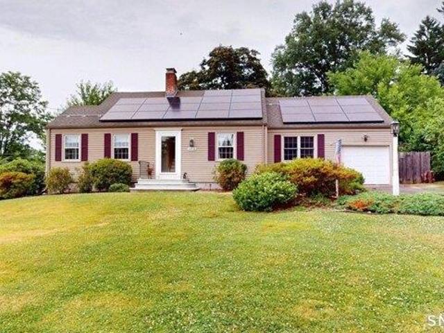 House for sale in Enfield, Connecticut