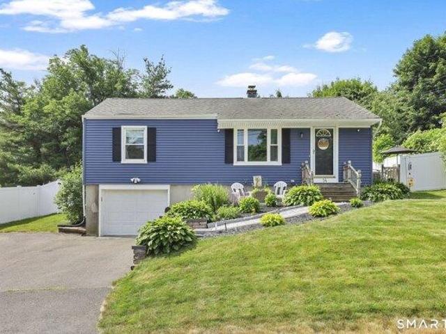 House for sale in Thompsonville, Enfield