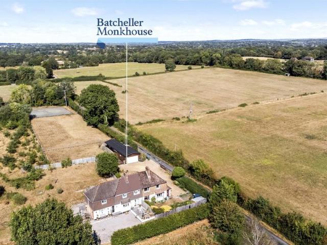 House for sale in Horsham, West Sussex