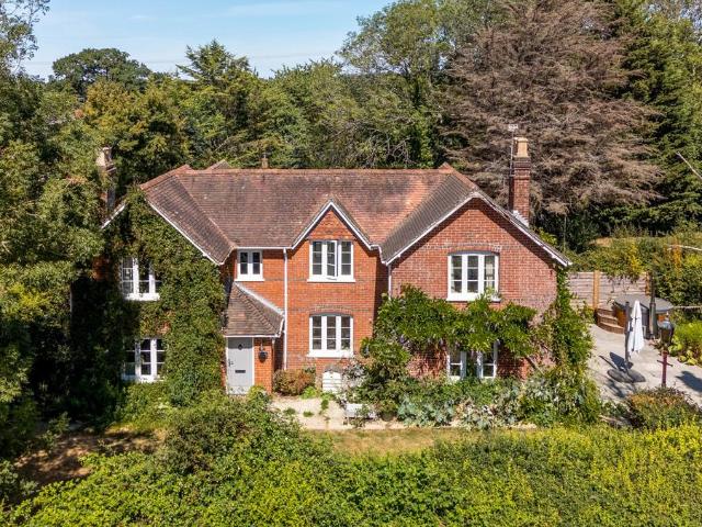 House for sale in Wickham, Winchester
