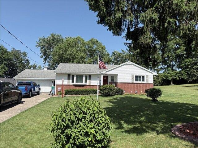 House for sale in Harborcreek, Pennsylvania