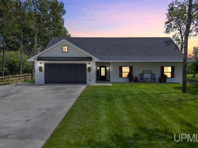 House for sale in Escanaba, Michigan