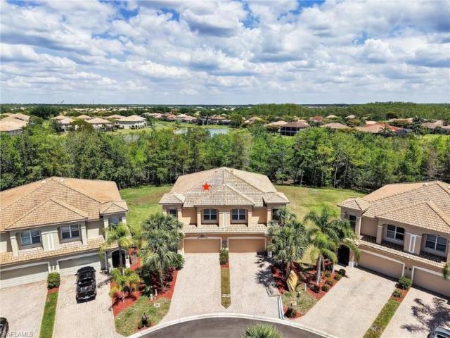Townhouse for sale in Estero
