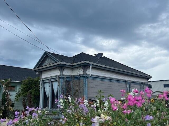 House for sale in Humboldt, California