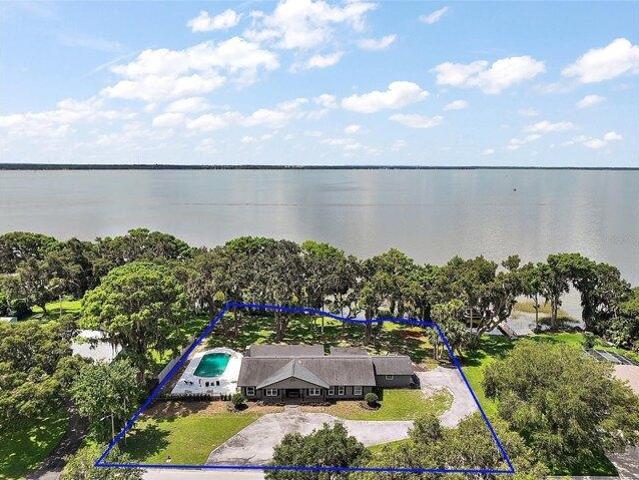 House for sale in Eustis, Florida